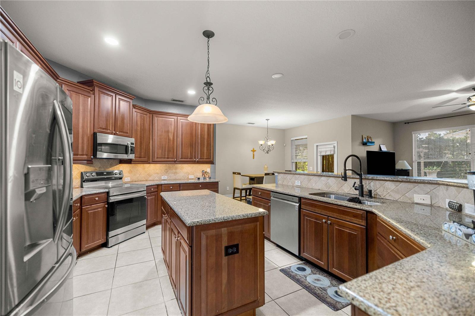 CLERMONT NOTTINGHAM AT LEGENDS - Residential