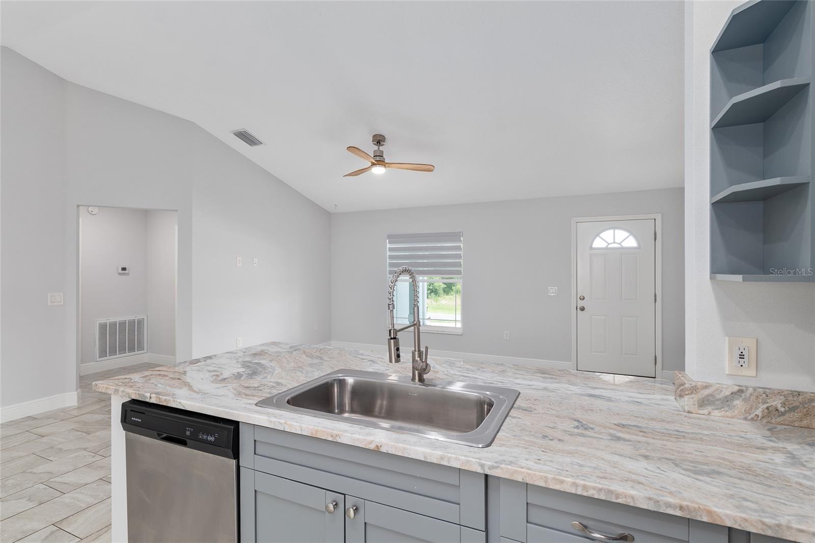 MARION OAKS UN 01 - Residential