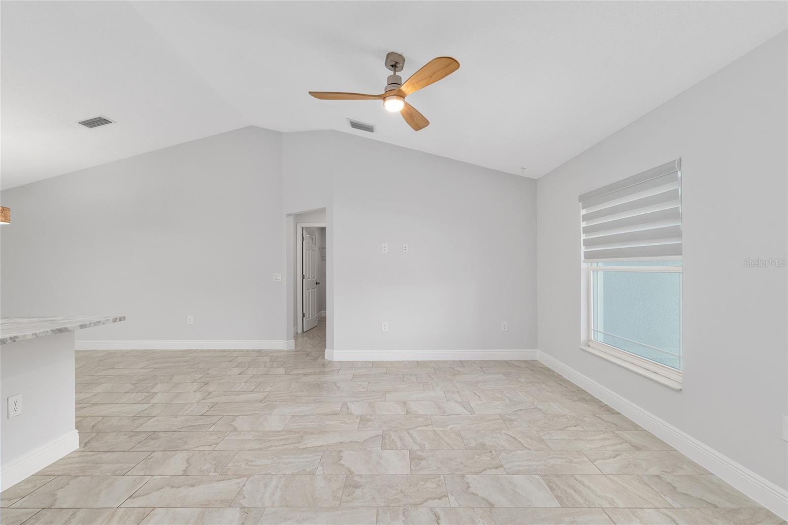MARION OAKS UN 01 - Residential