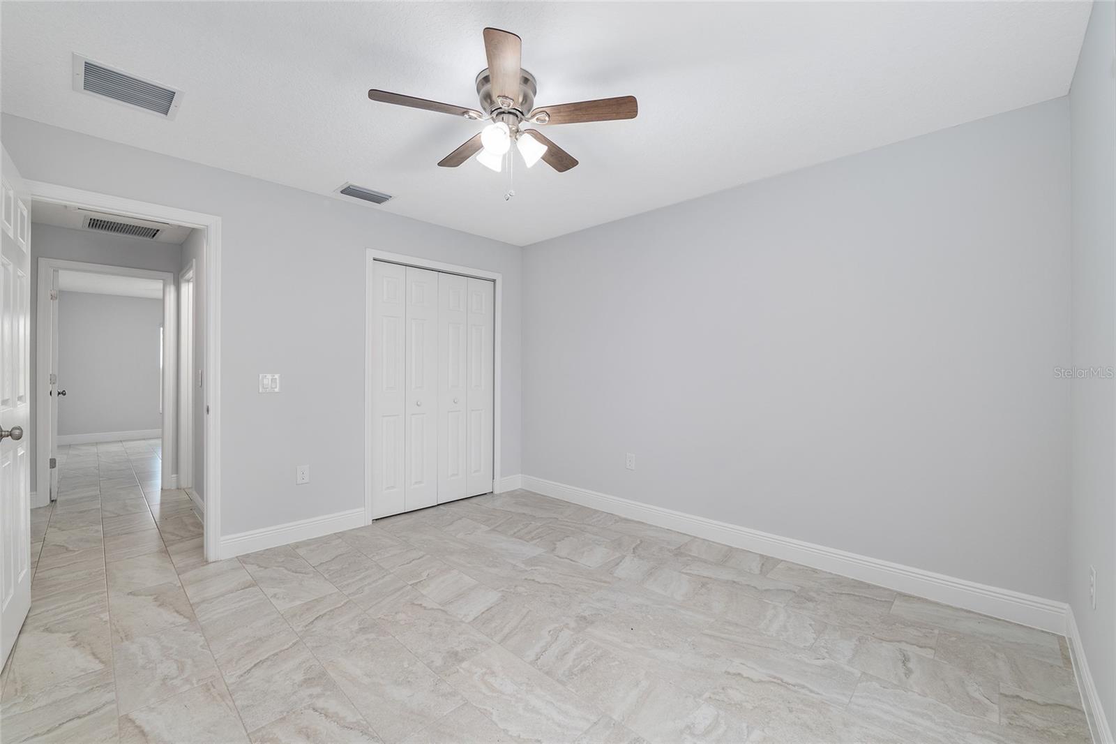 MARION OAKS UN 01 - Residential
