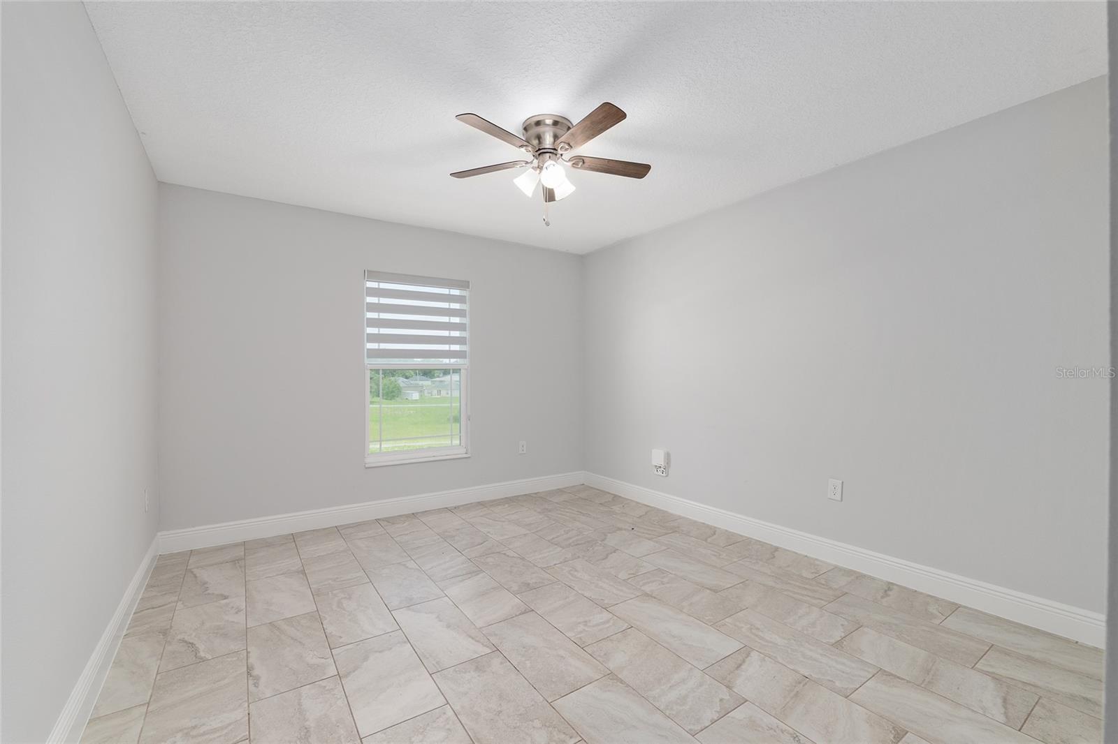 MARION OAKS UN 01 - Residential