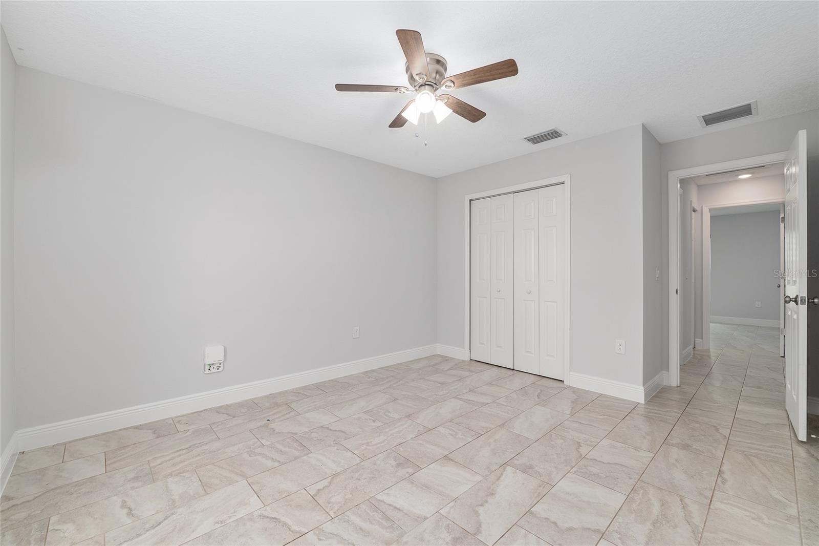 MARION OAKS UN 01 - Residential