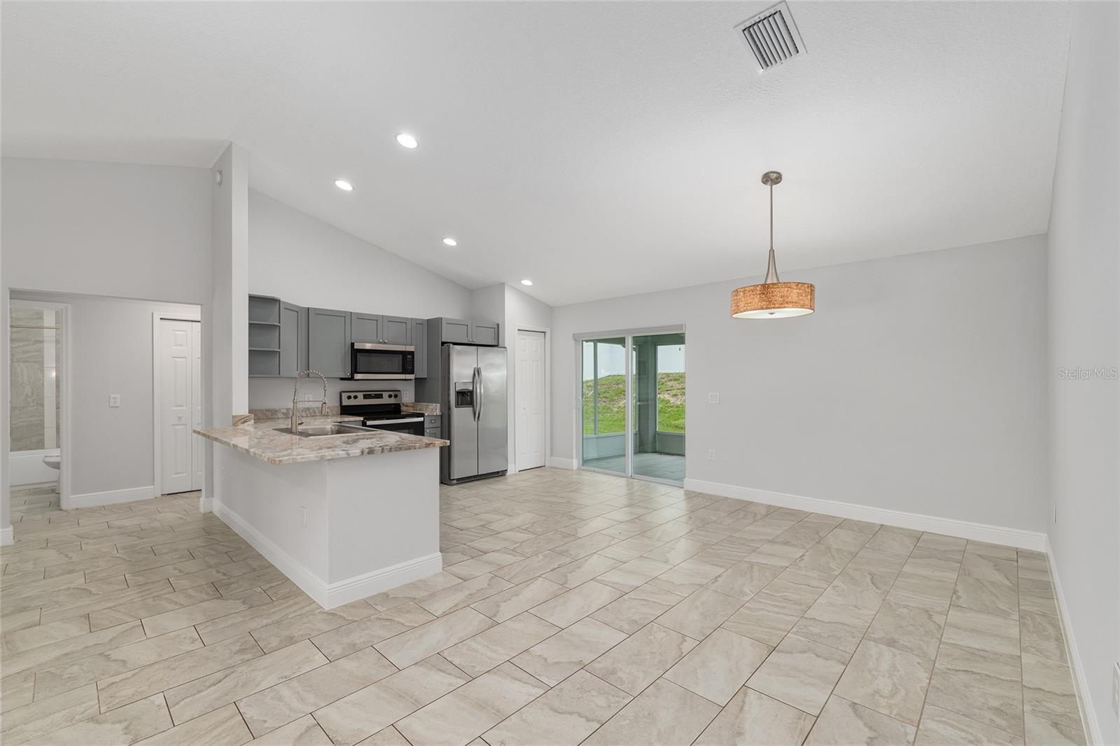 MARION OAKS UN 01 - Residential