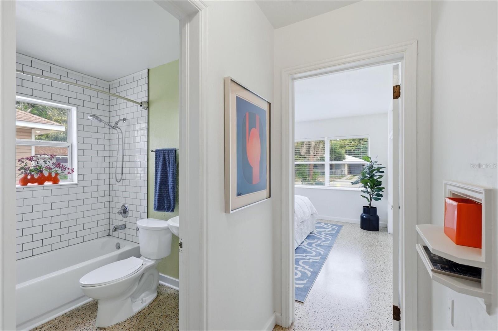 SYLVAN SHORES - Residential