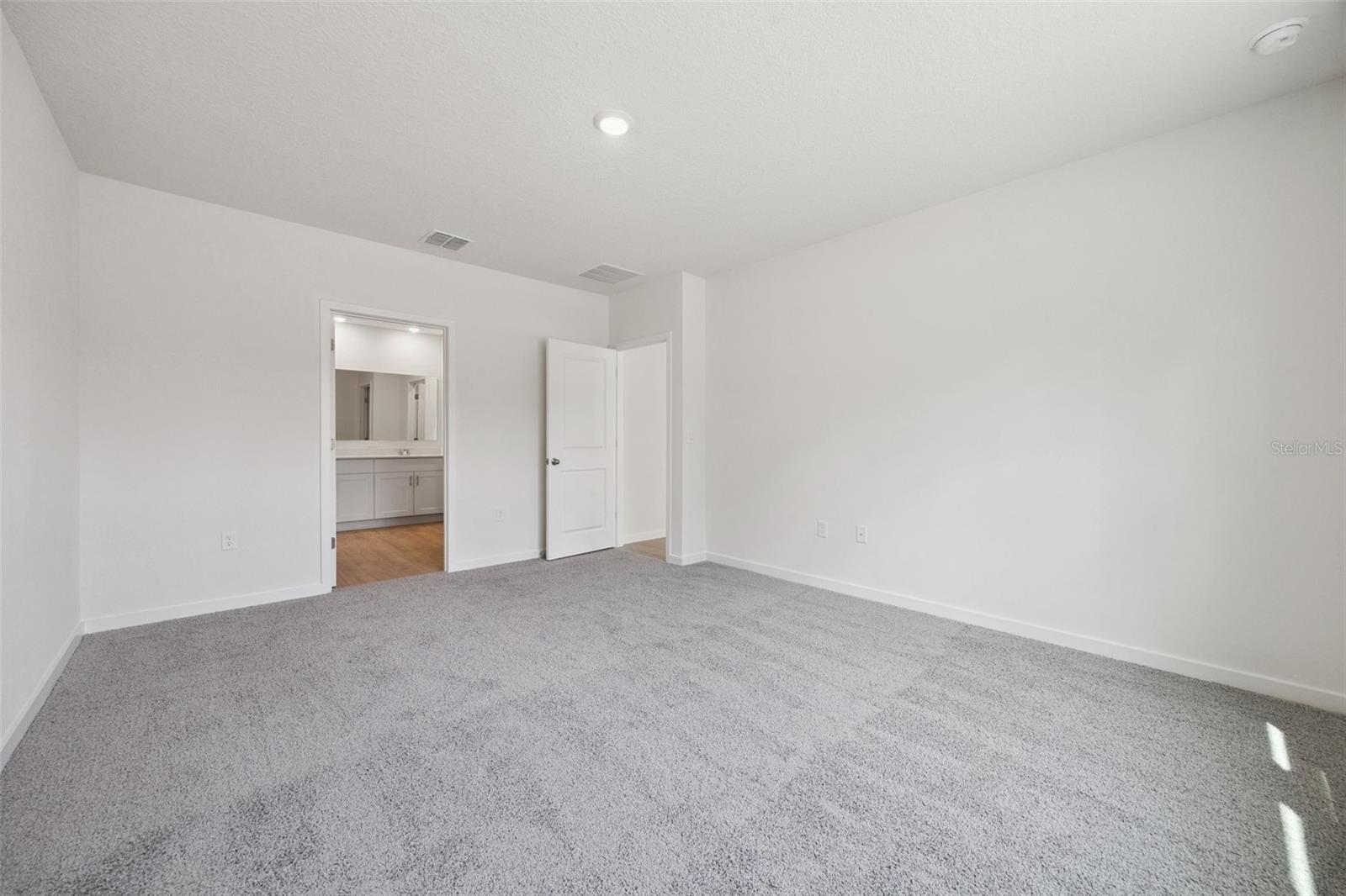 SAGEWOOD - Residential