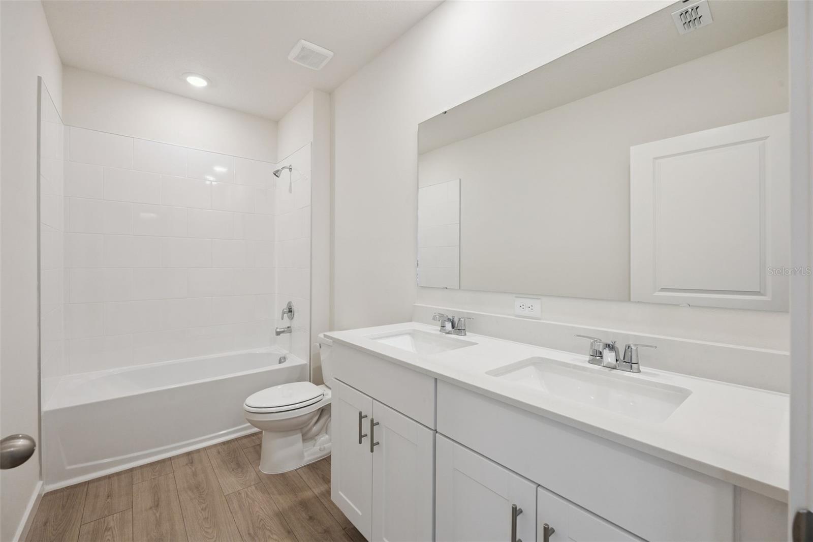 SAGEWOOD - Residential