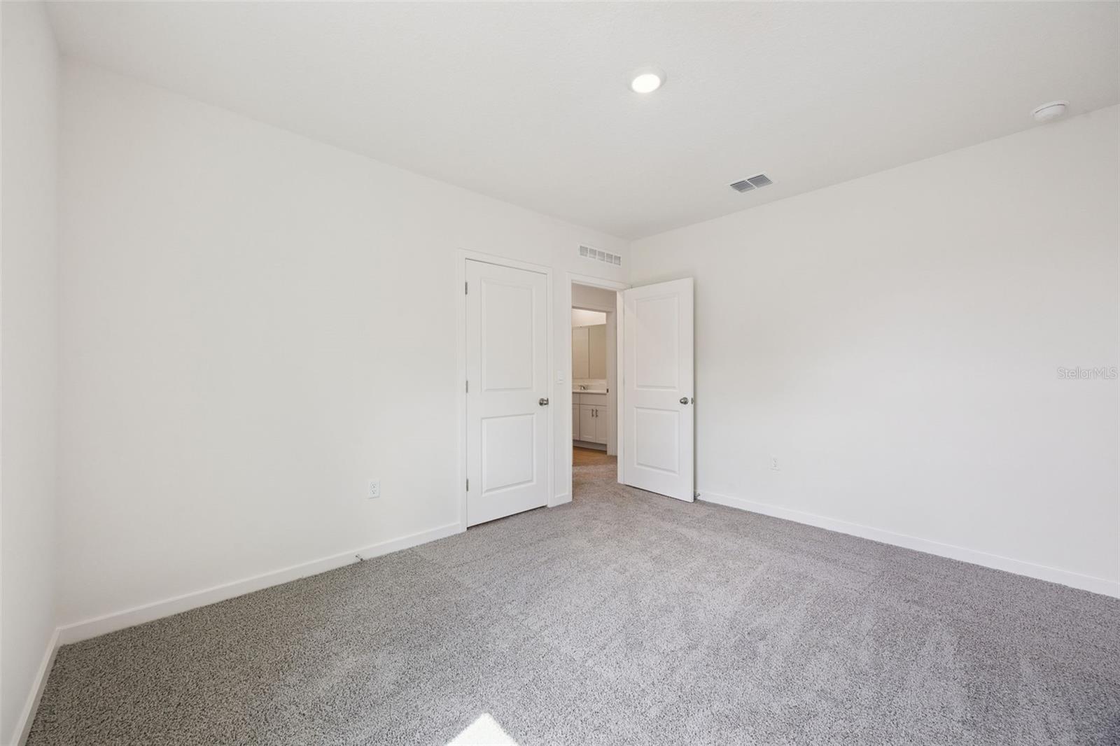 SAGEWOOD - Residential