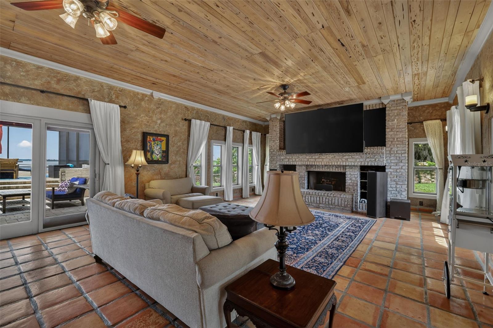HACINDAS BON DEL PINOS - Residential