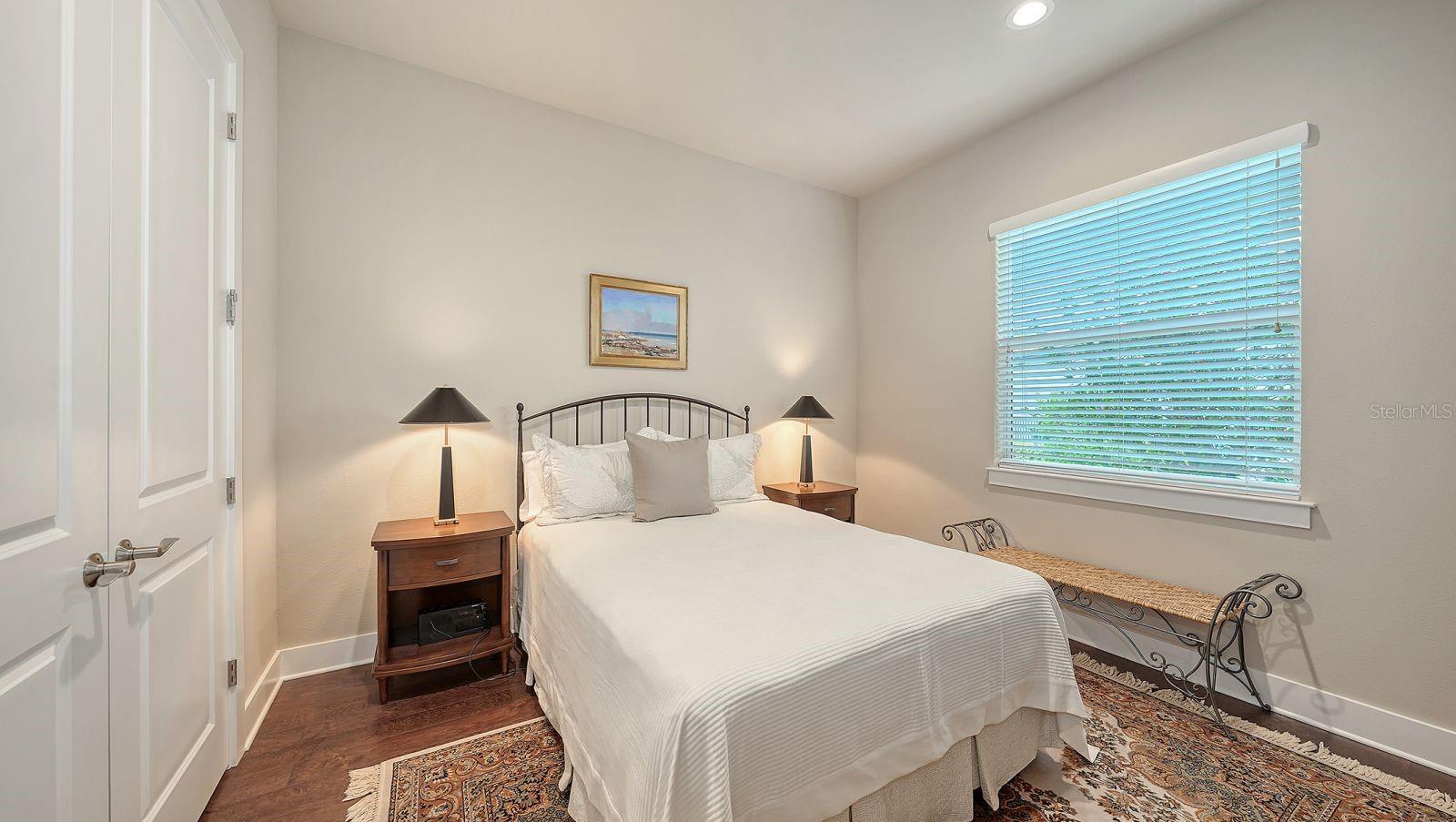 COUNTRY CLUB EAST AT LAKEWD RNCH YY1-4 - Residential