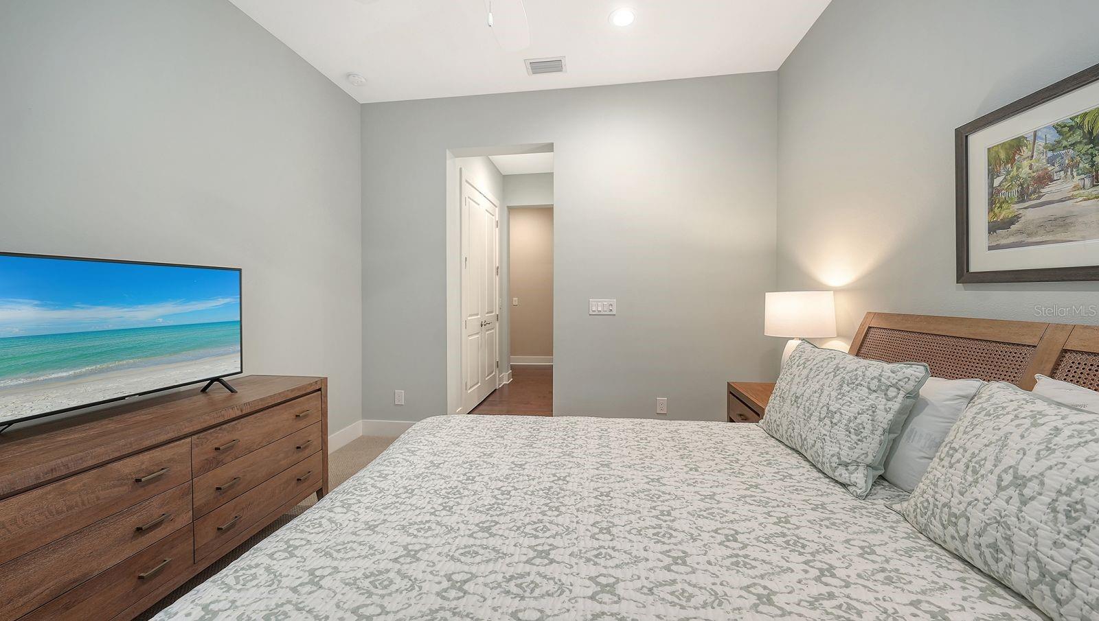 COUNTRY CLUB EAST AT LAKEWD RNCH YY1-4 - Residential