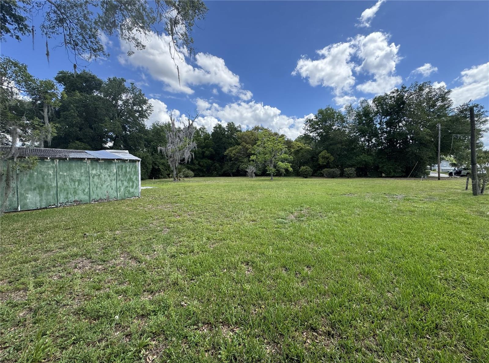 UMATILLA OAK PARK - Land