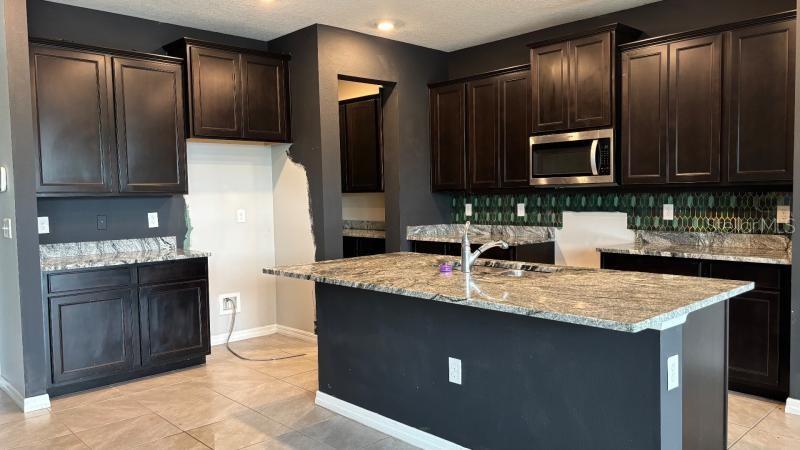 SOUTHERN OAKS PH I & II - Residential