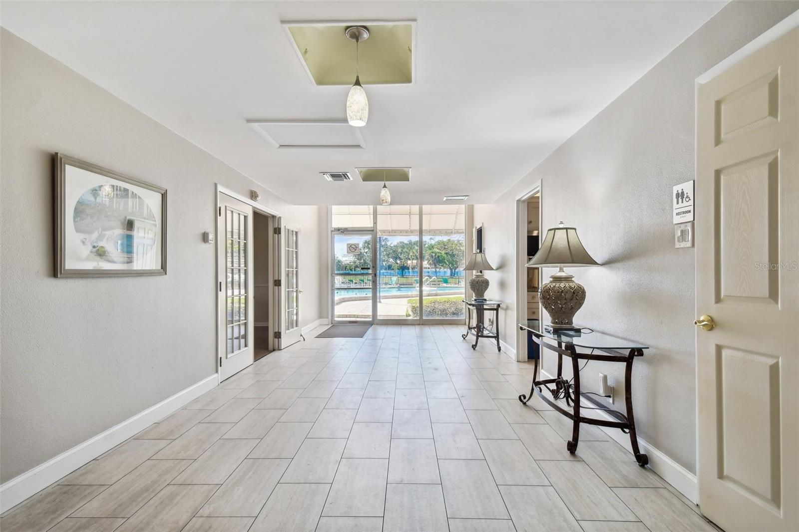 PARADISE ISLAND TOWERS CONDO - Residential