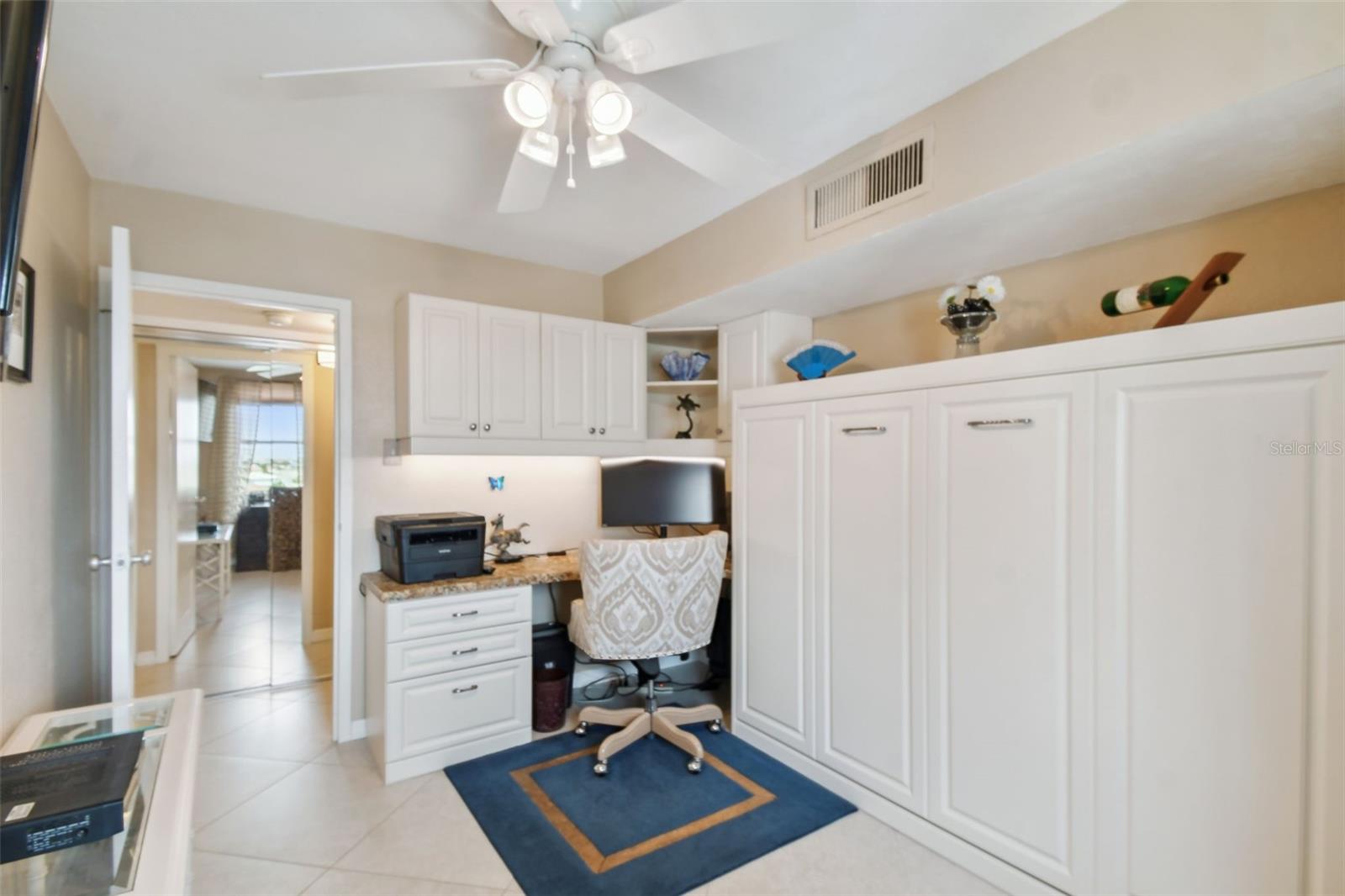 PARADISE ISLAND TOWERS CONDO - Residential