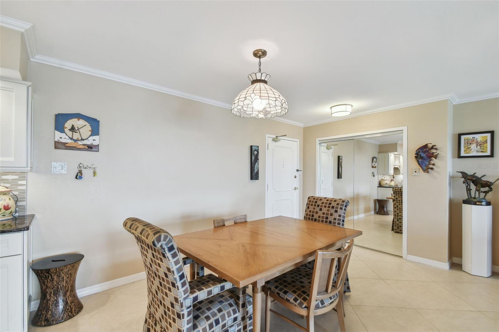 PARADISE ISLAND TOWERS CONDO - Residential