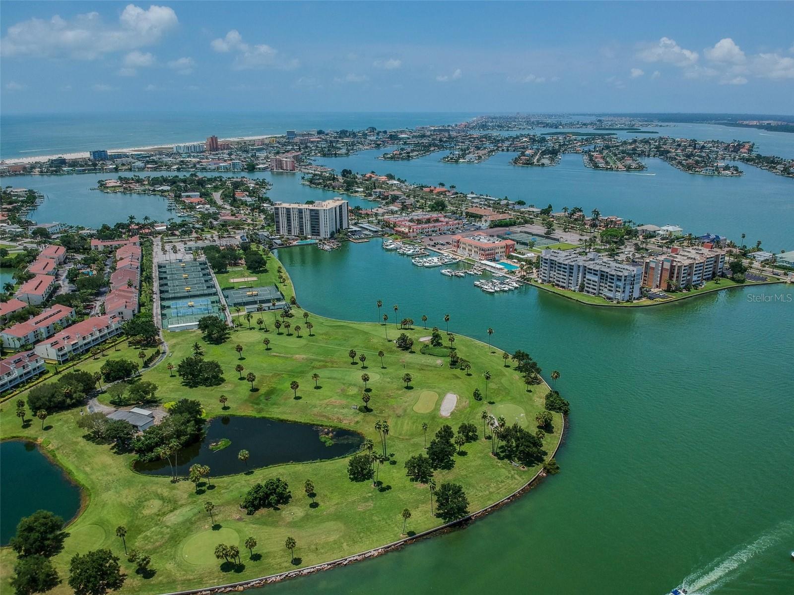 PARADISE ISLAND TOWERS CONDO - Residential