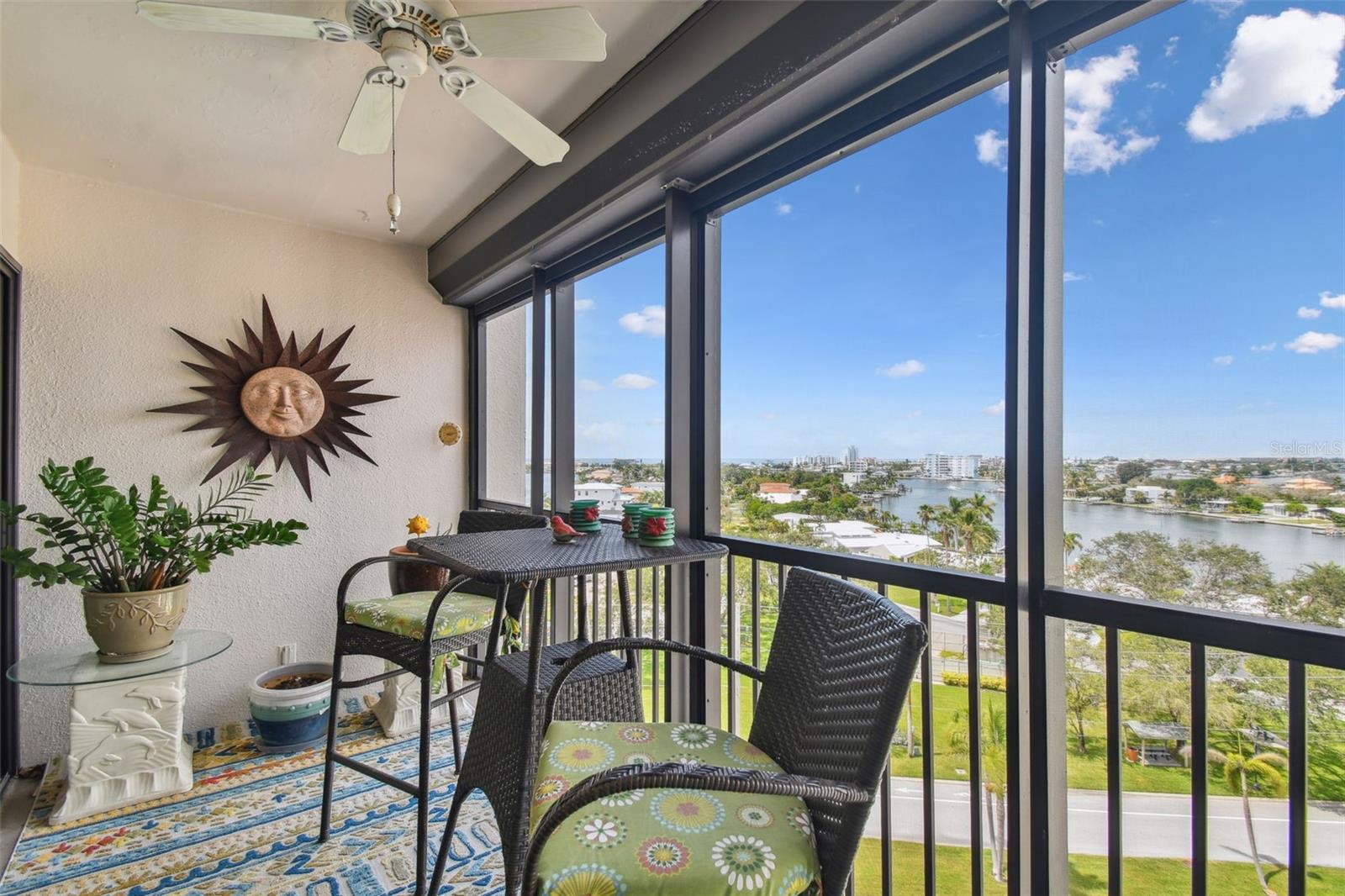 PARADISE ISLAND TOWERS CONDO - Residential