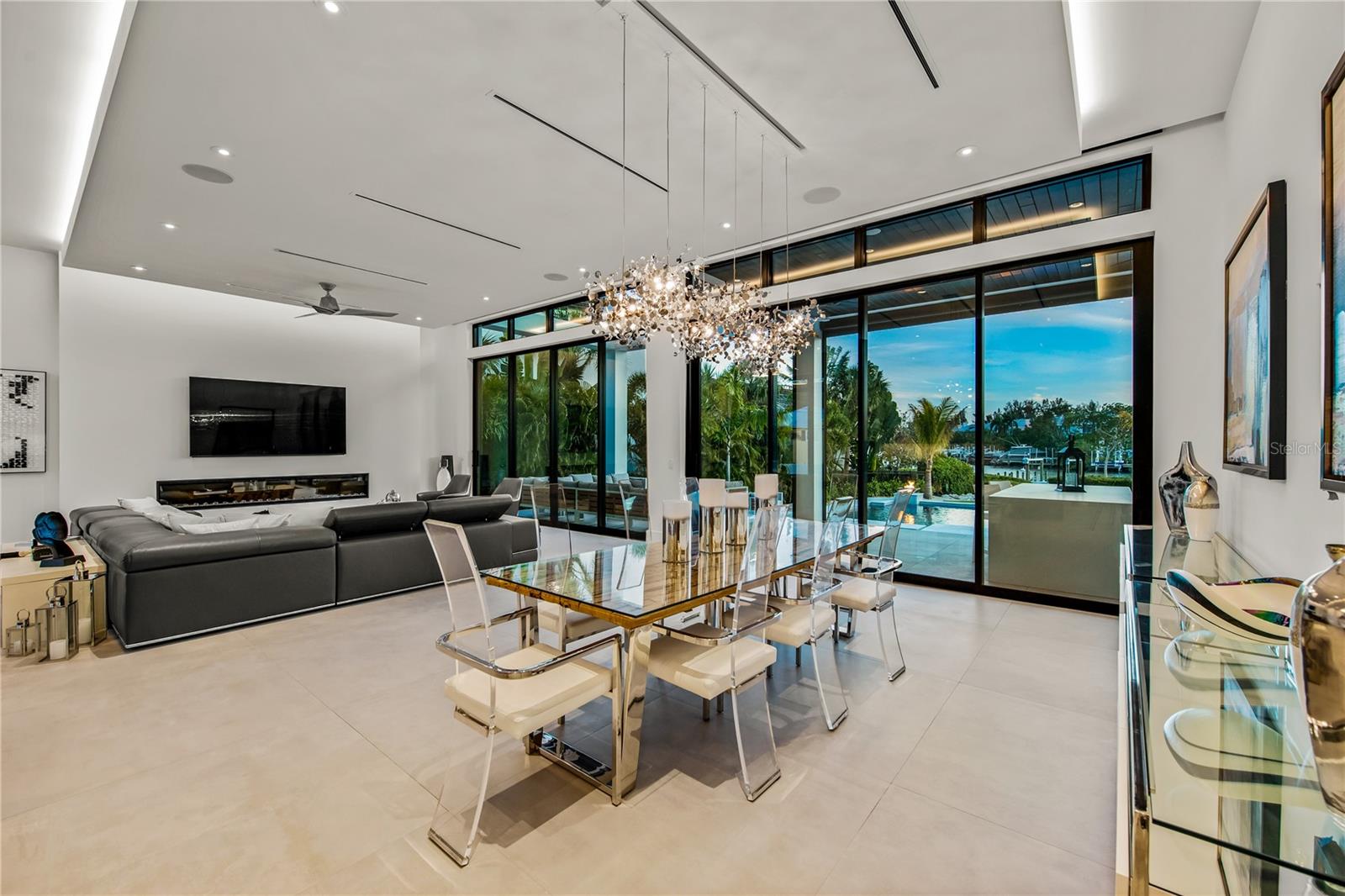 SIESTA REV RESUB - Residential