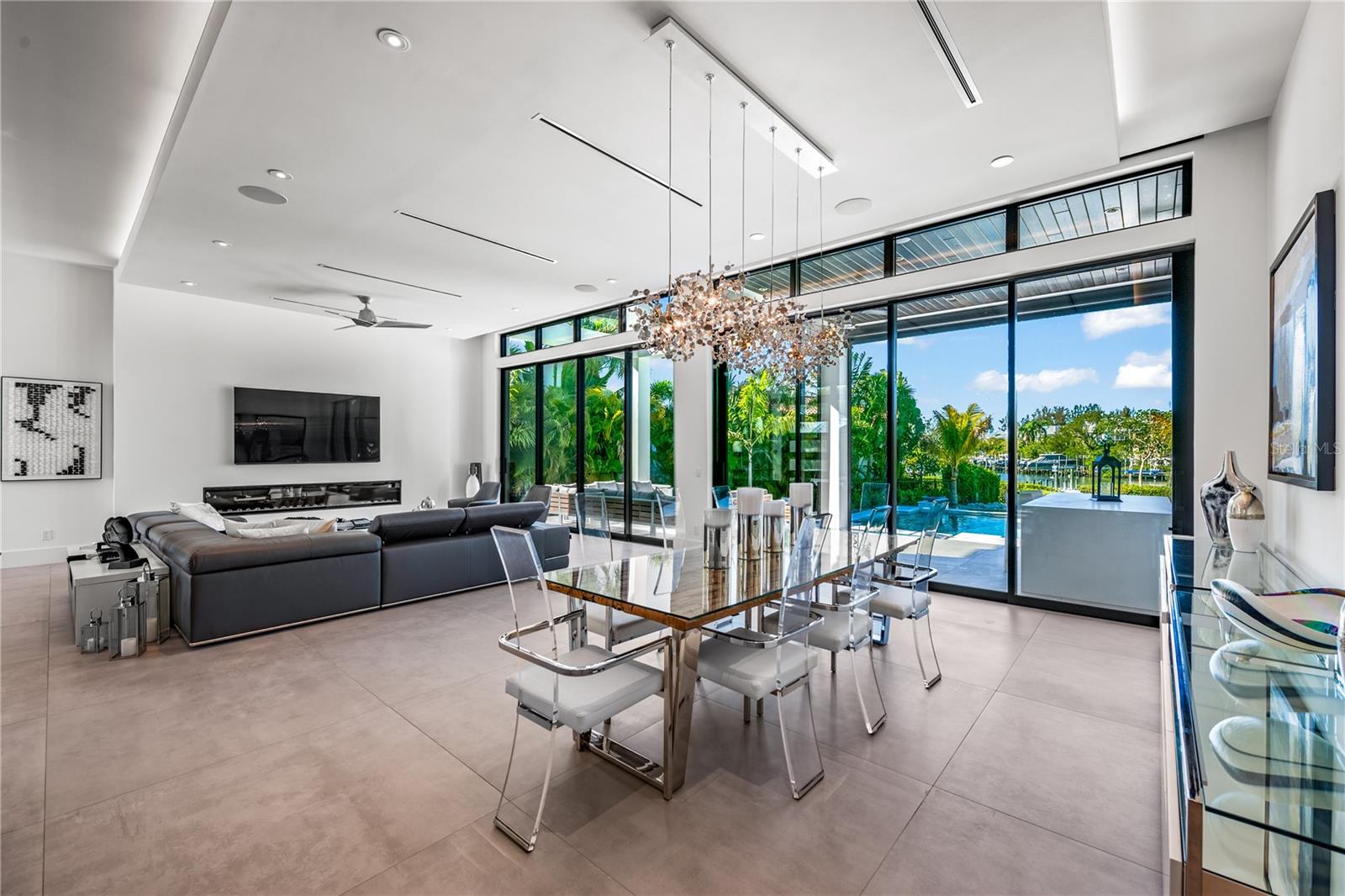 SIESTA REV RESUB - Residential