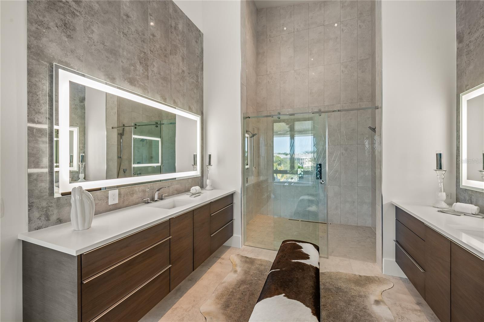 SIESTA REV RESUB - Residential