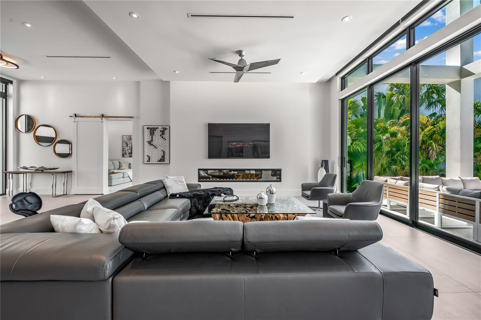 SIESTA REV RESUB - Residential