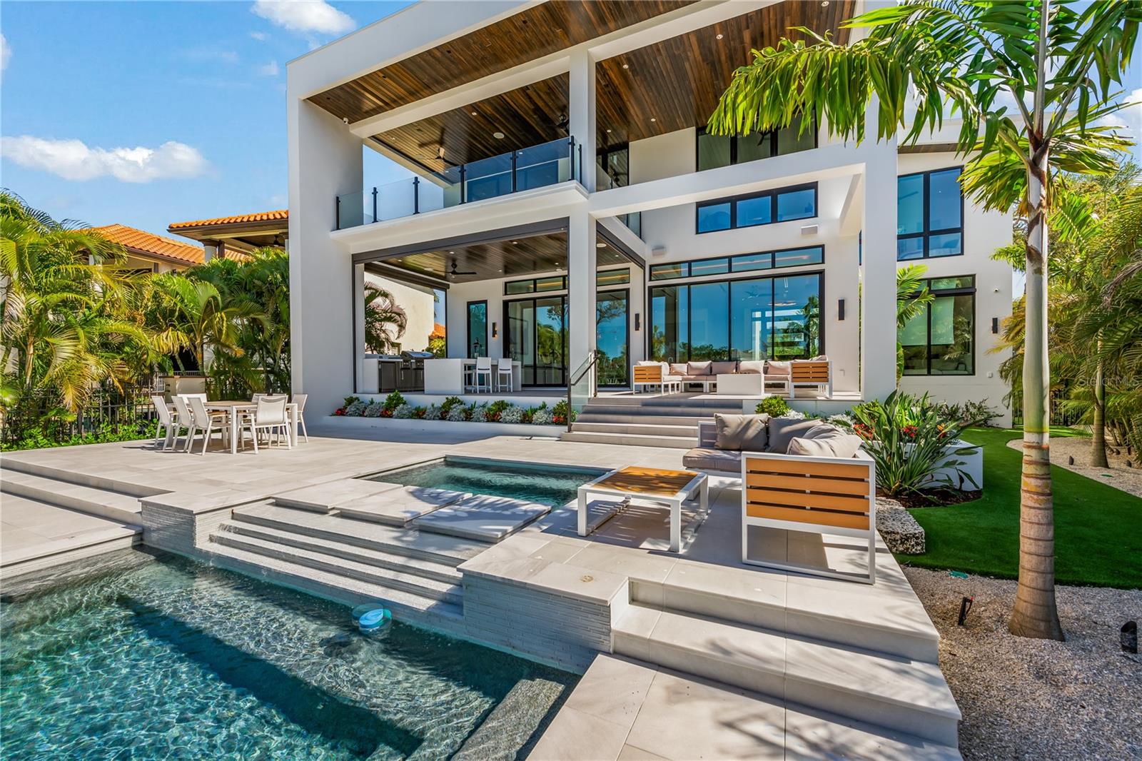 SIESTA REV RESUB - Residential