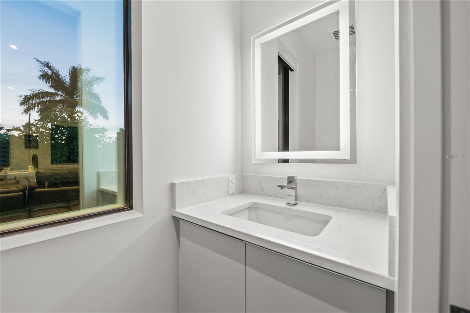 SIESTA REV RESUB - Residential