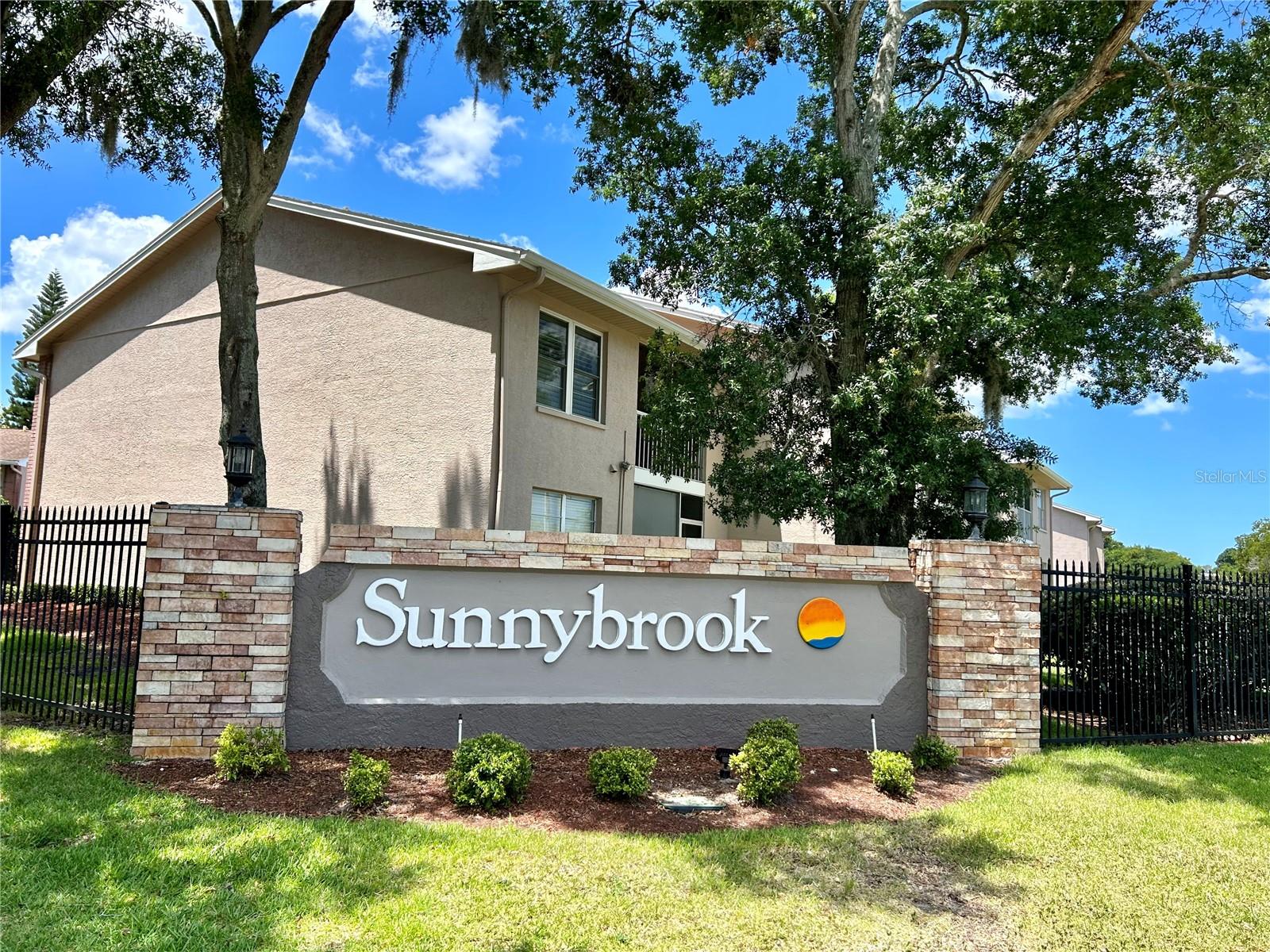 SUNNYBROOK CONDO 1 - Residential