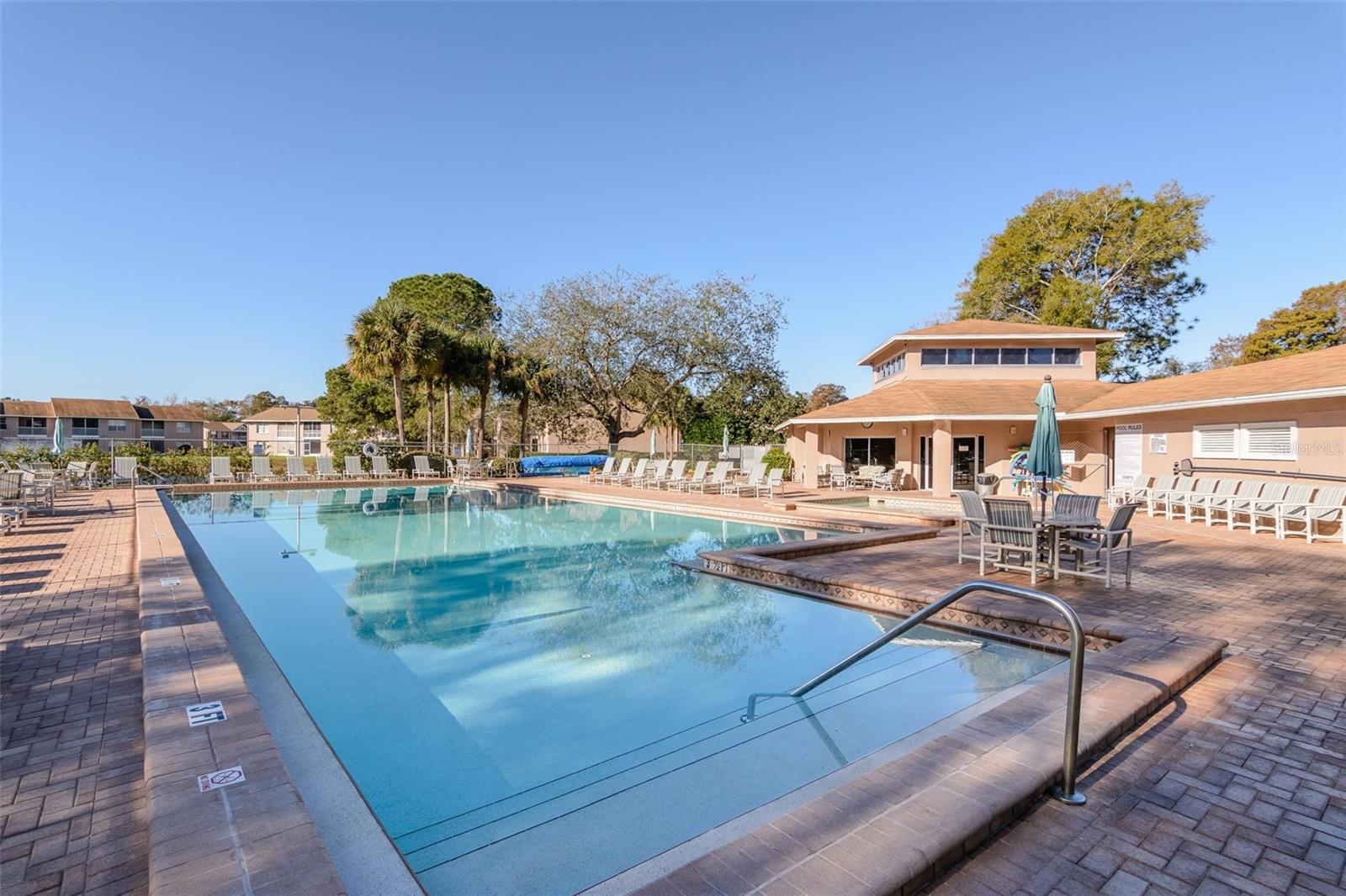 SUNNYBROOK CONDO 1 - Residential