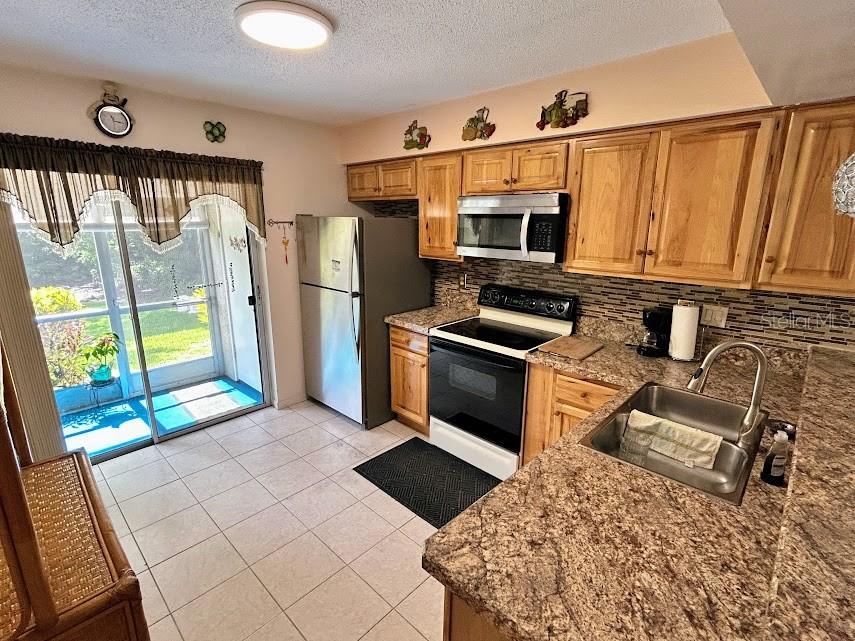 SUNNYBROOK CONDO 1 - Residential