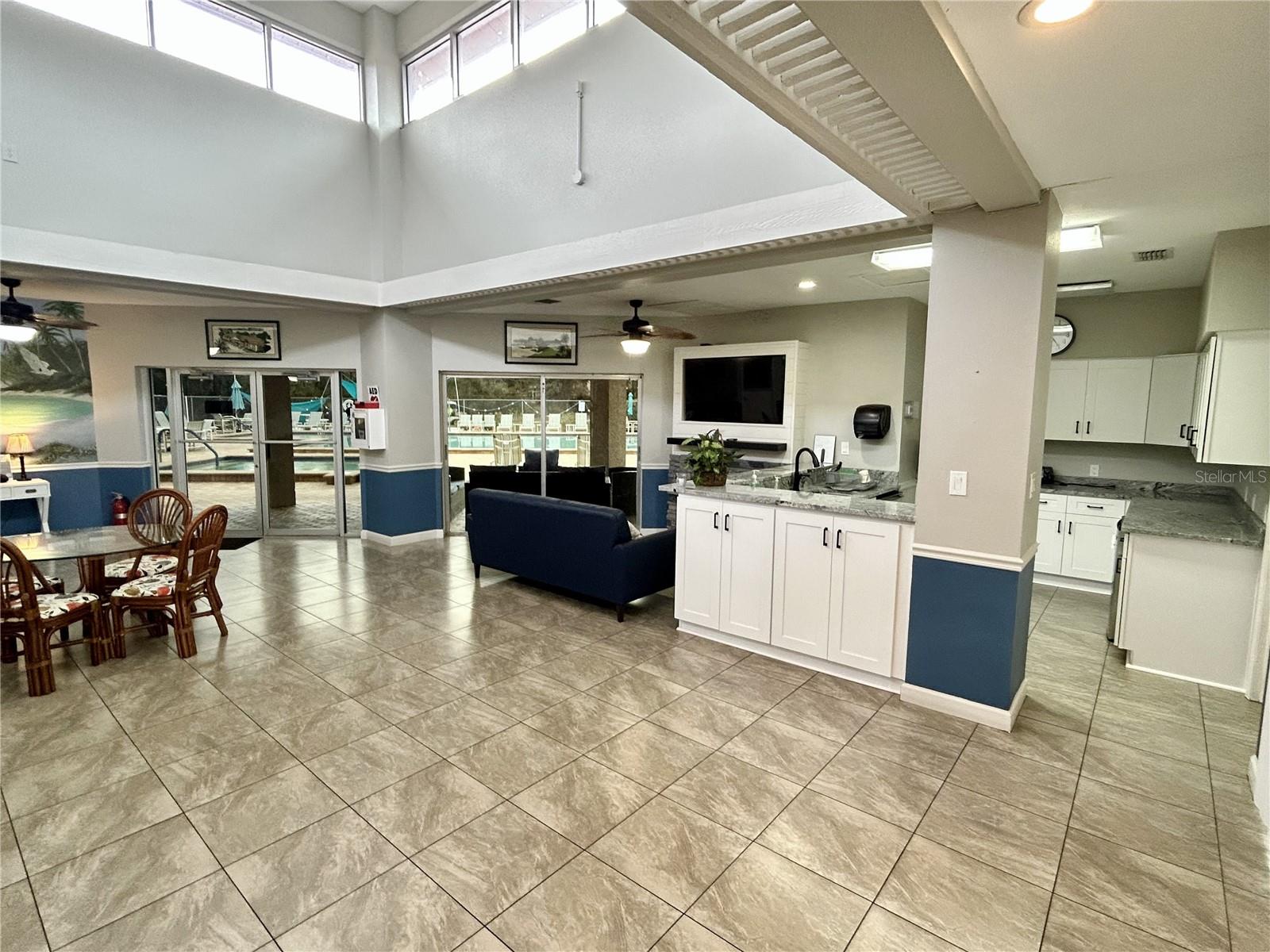 SUNNYBROOK CONDO 1 - Residential