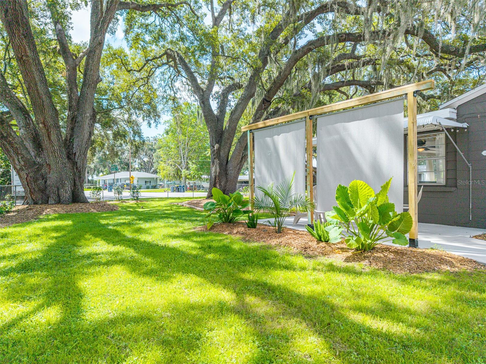 LENA VISTA SUB - Residential
