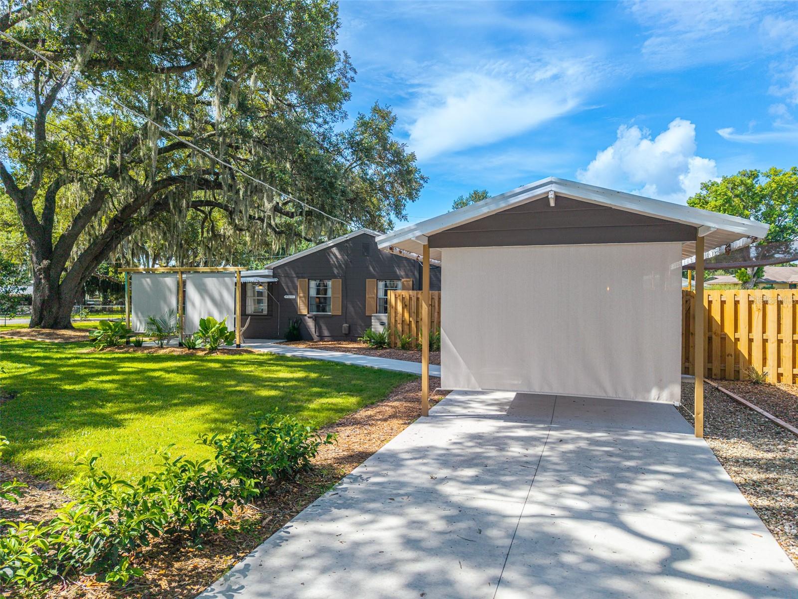 LENA VISTA SUB - Residential