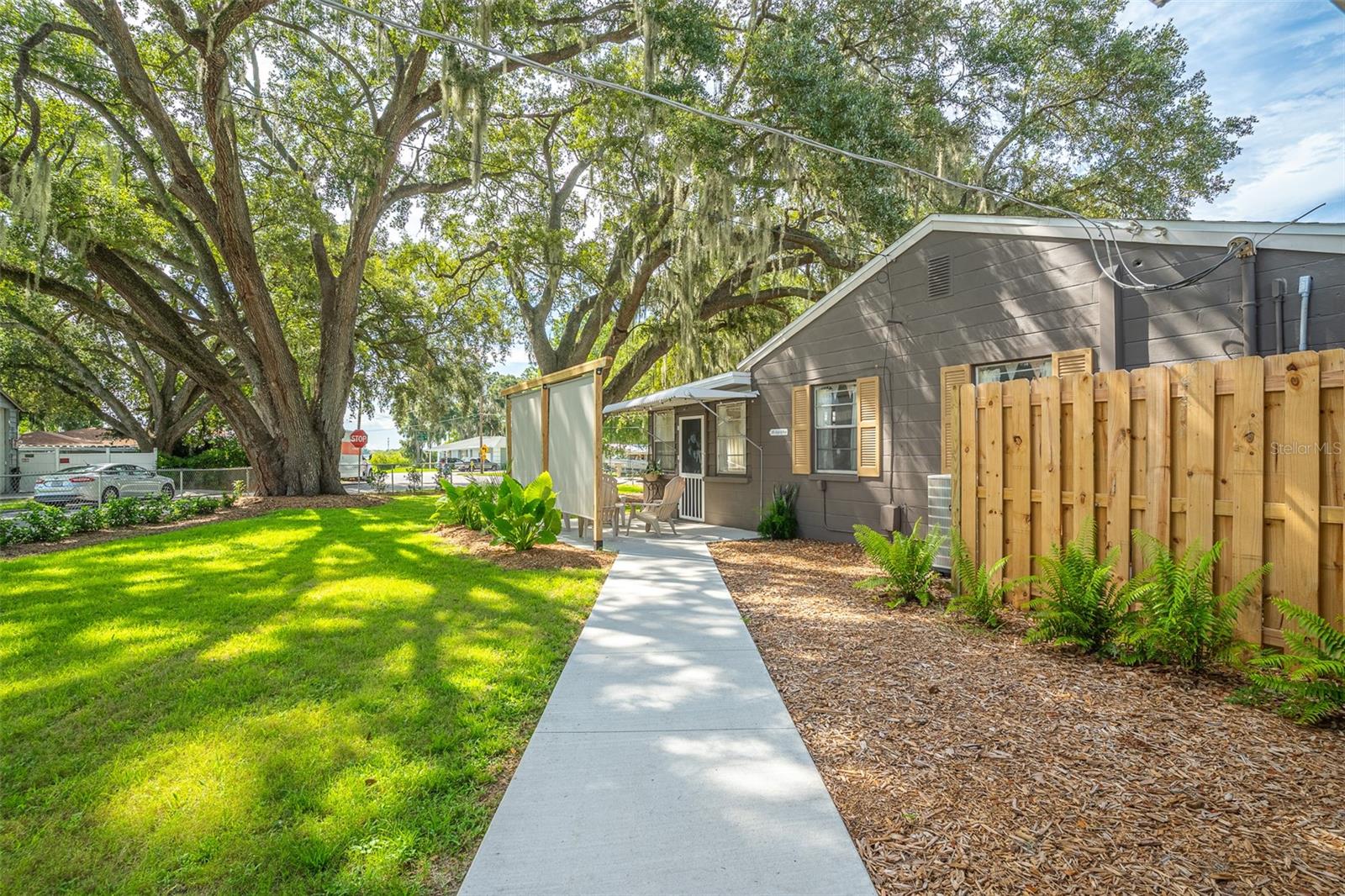 LENA VISTA SUB - Residential