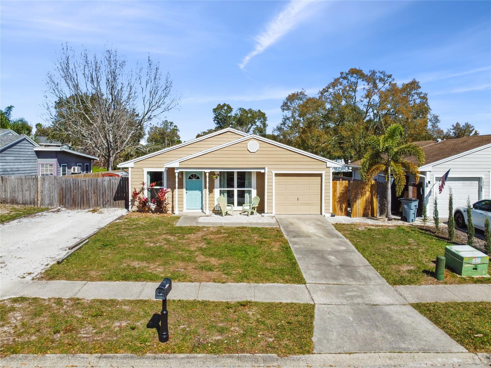 LAKE ST GEORGE-UNIT VII - Residential Lease