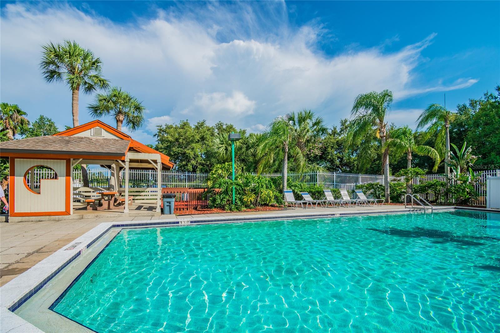 LAKE ST GEORGE-UNIT VII - Residential Lease