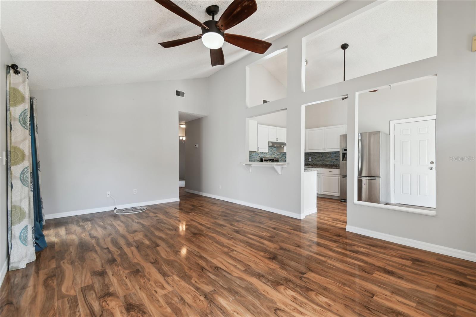 LAKE ST GEORGE-UNIT VII - Residential Lease