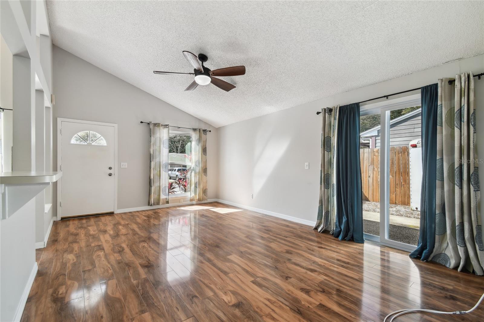 LAKE ST GEORGE-UNIT VII - Residential Lease