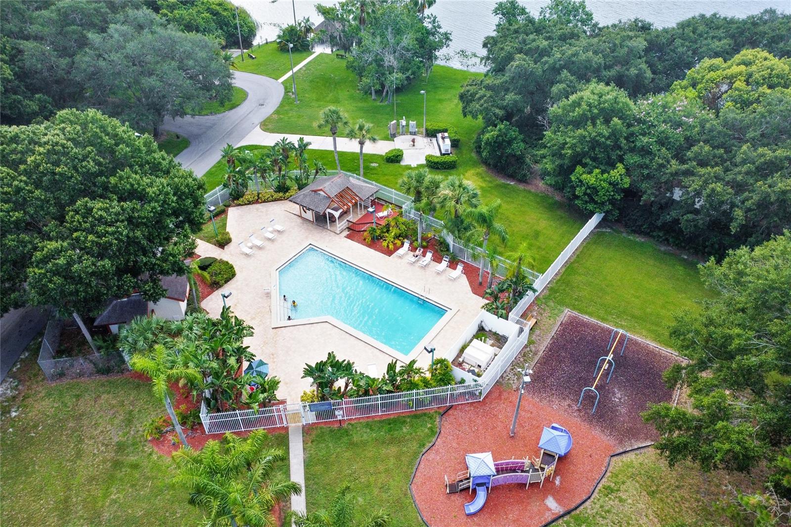 LAKE ST GEORGE-UNIT VII - Residential Lease