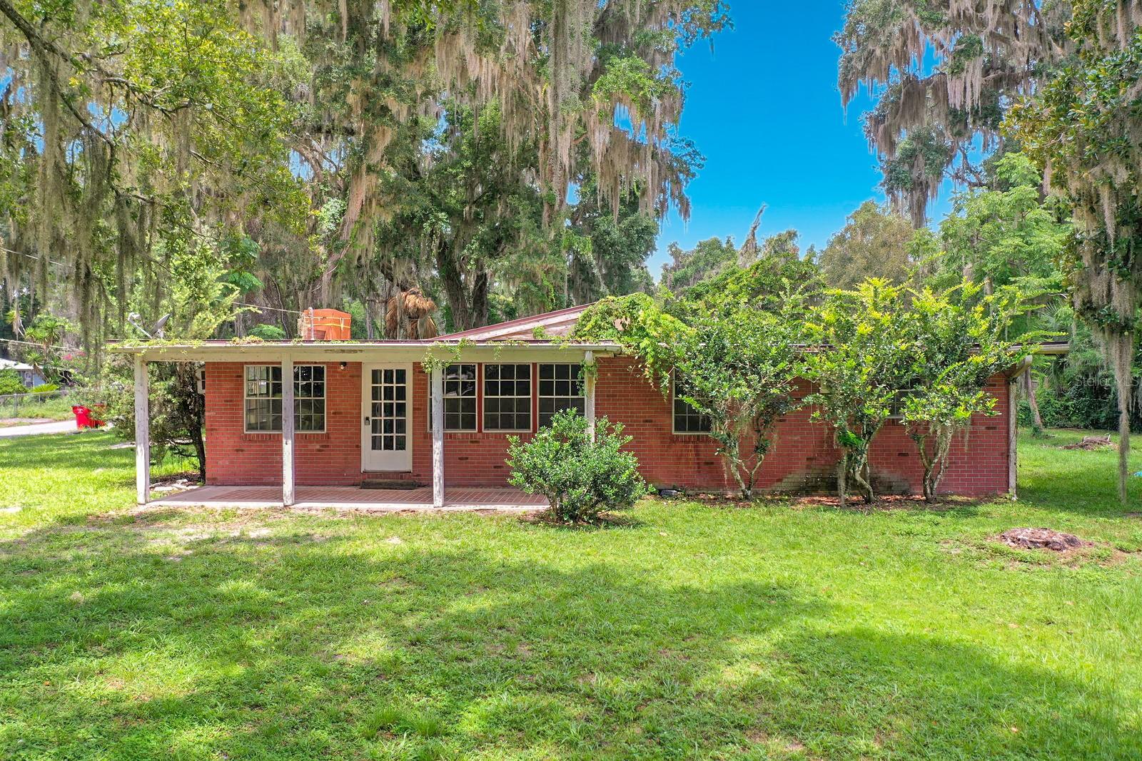 PANA-COO-CHEE RETREATS - Residential