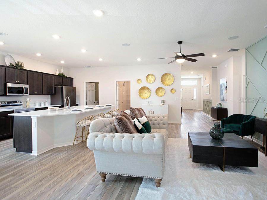 SUMMERCREST - Residential