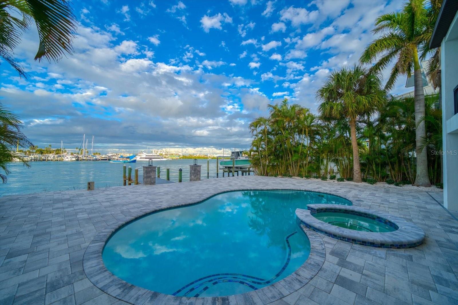 BAYSIDE SUB - Residential