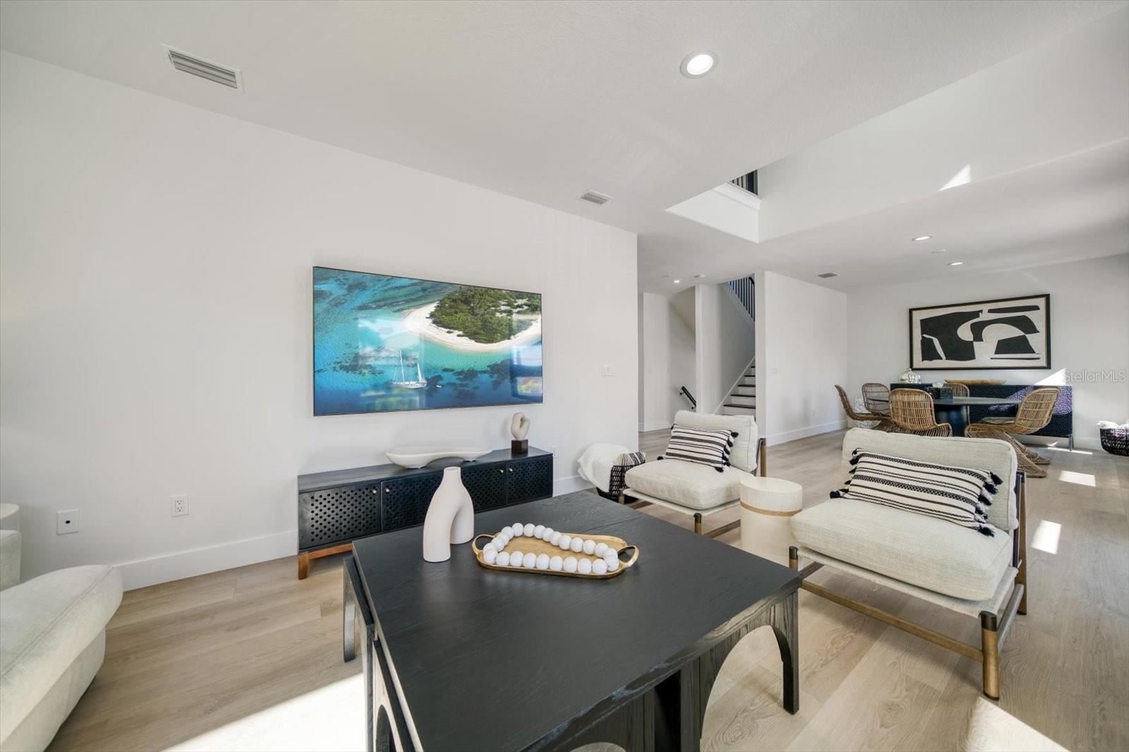 BAYSIDE SUB - Residential