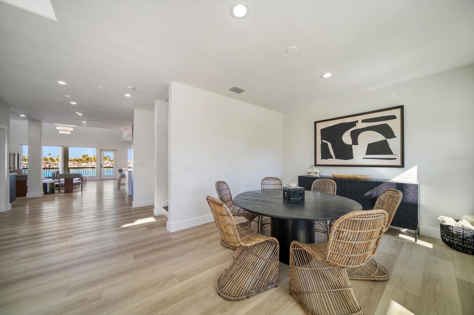 BAYSIDE SUB - Residential