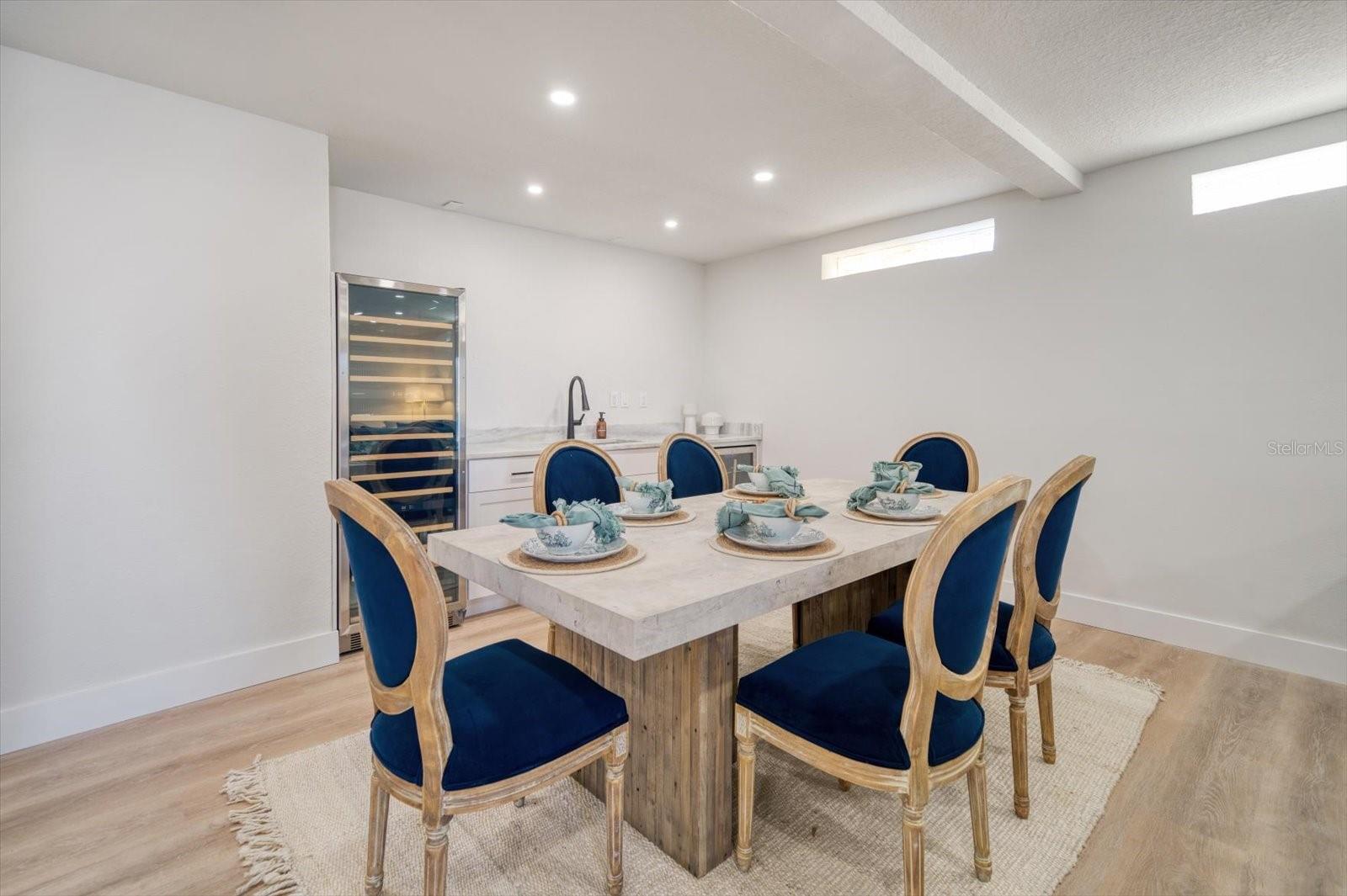 BAYSIDE SUB - Residential