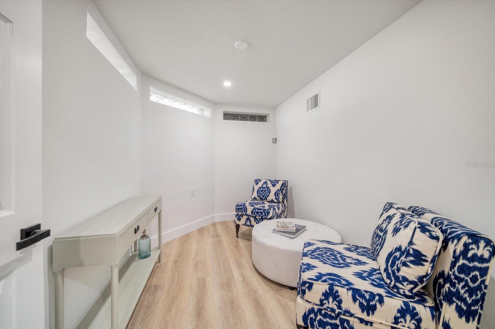 BAYSIDE SUB - Residential