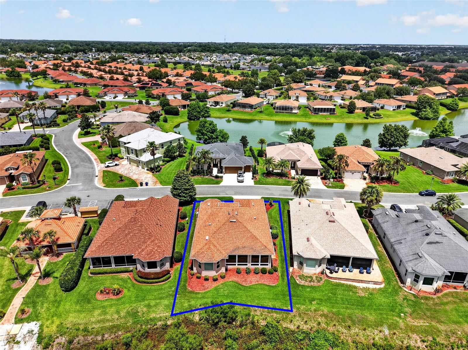 LAKESIDE LANDINGS - Residential