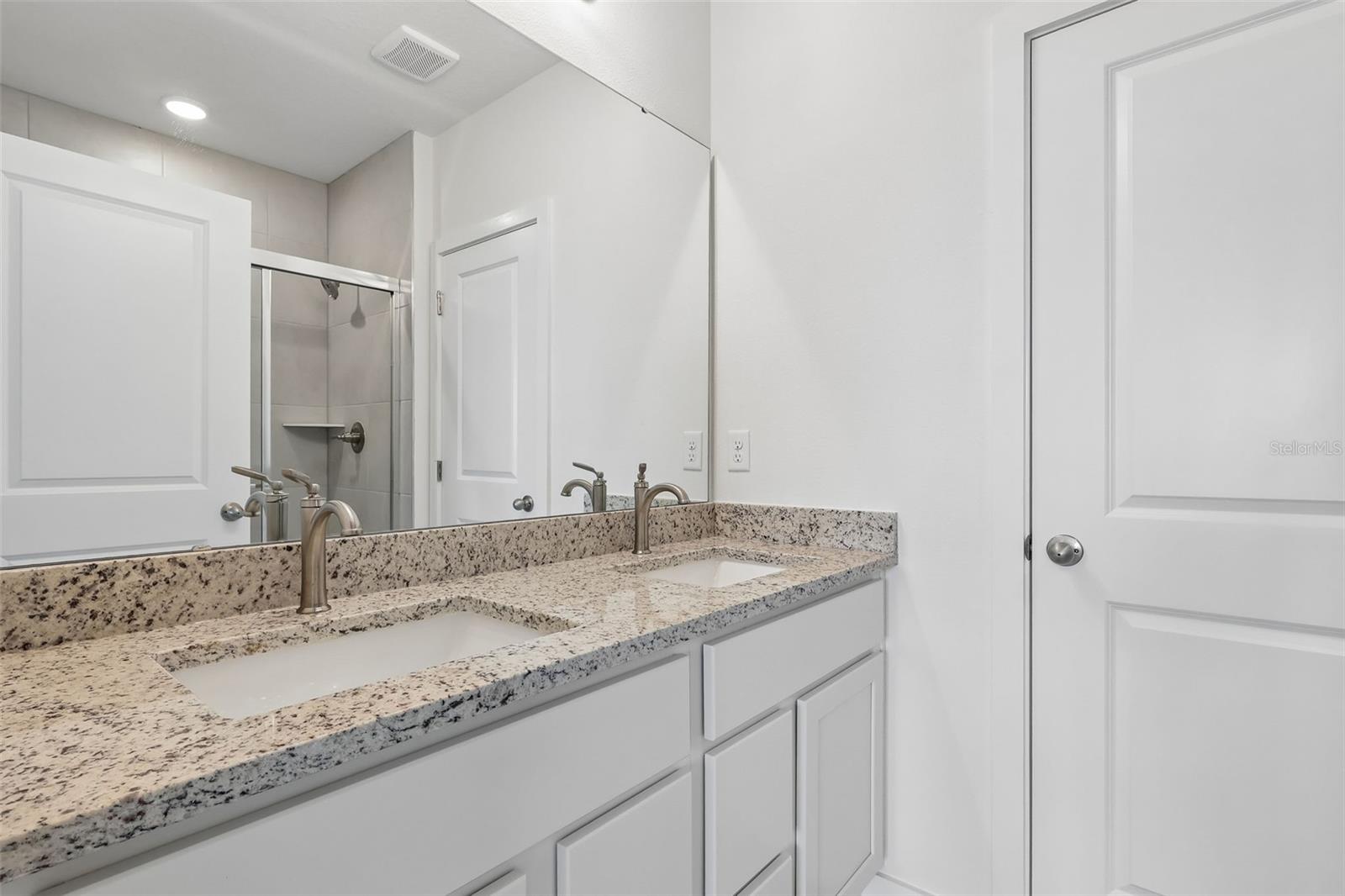 HAMILTON BLUFF SUBDIVISION PHASES 1 & 2 - Residential