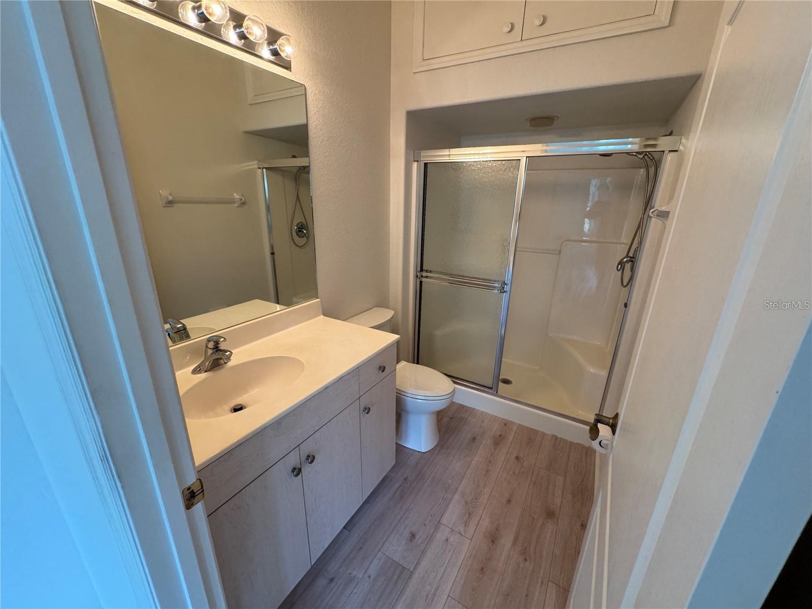 AUBURN WOODS - Residential Lease