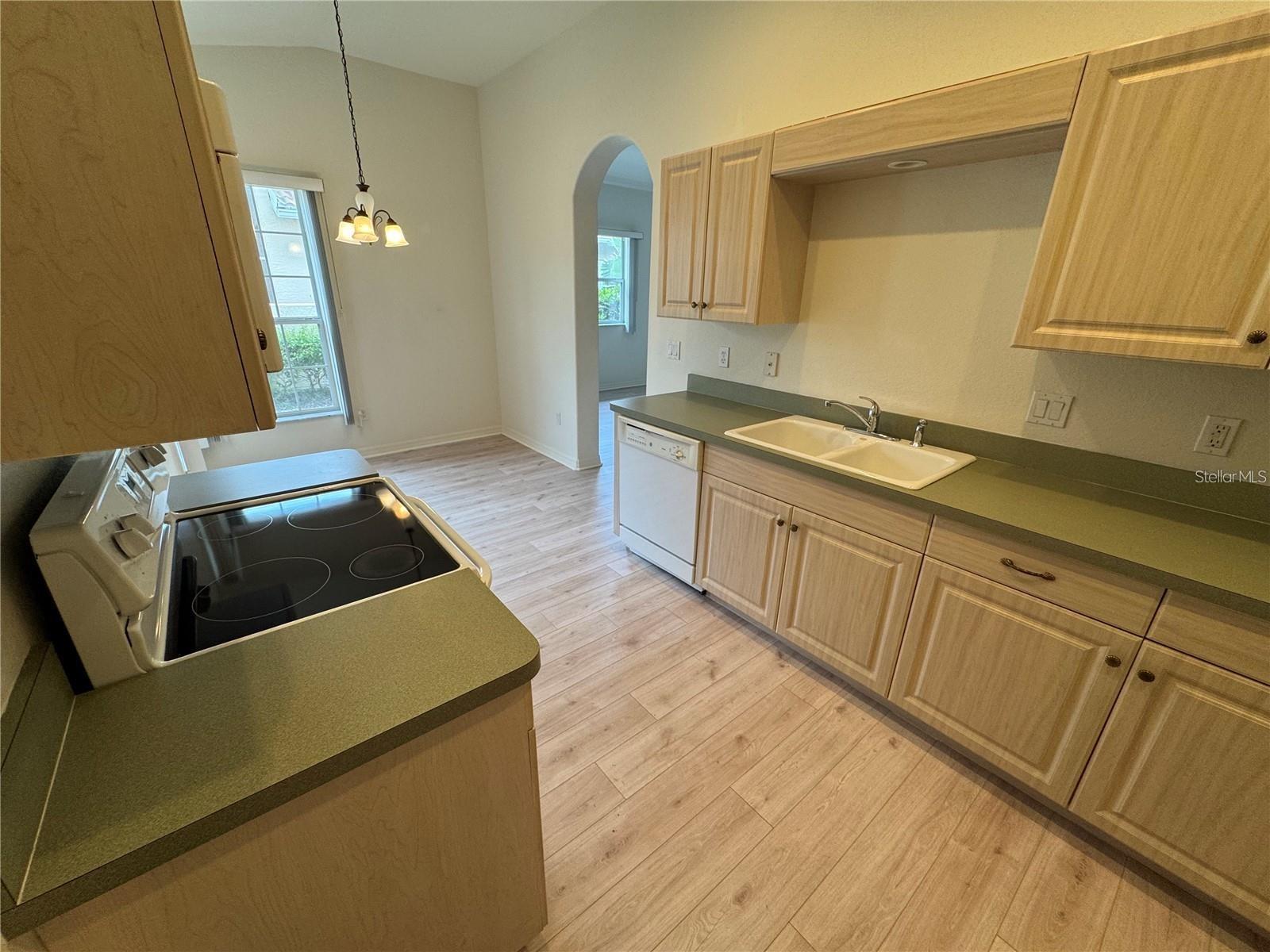 AUBURN WOODS - Residential Lease